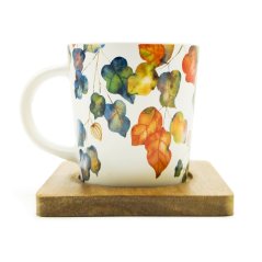 Hrnek Bright Fall s podšálkem z akácie