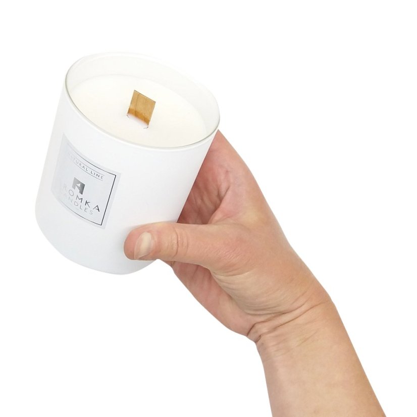 Svíčka s dřevěným knotem Litsea Cubeba