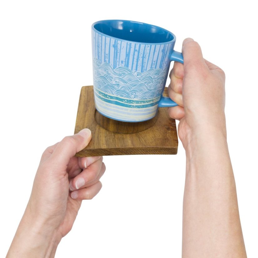 Hrnek Blue Wave s podšálkem z akácie