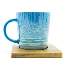 Hrnek Blue Wave s podšálkem z akácie